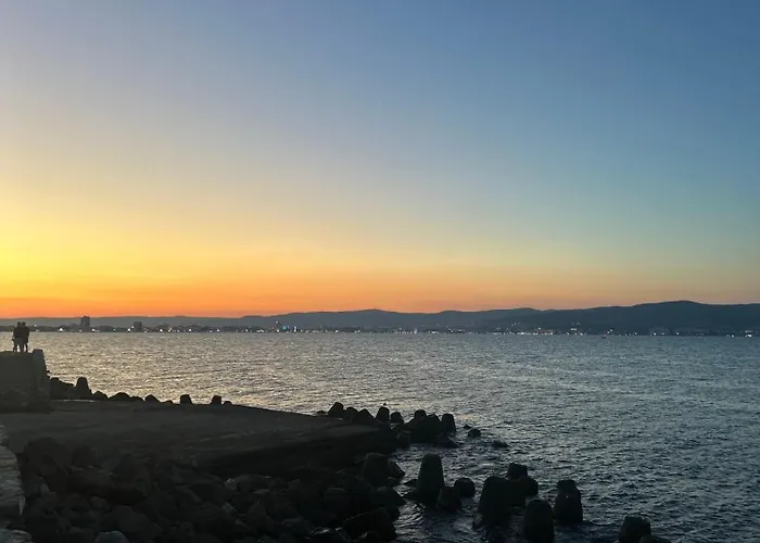 Sea 公寓 *